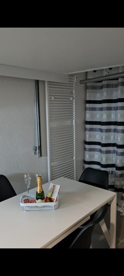 Anzere Apartment Bagian luar foto